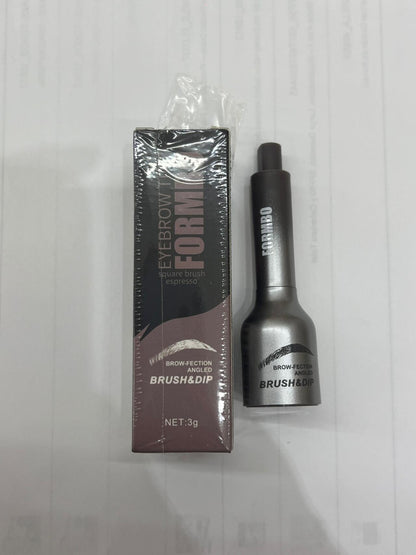 Tinte para Cejas con Pluma en Ángulo – Precisión y Estilo Profesional