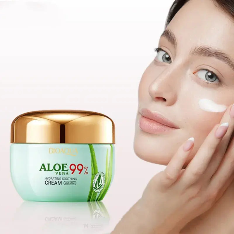 Crema Hidratante y Calmante de Aloe Vera 99% Bioaqua (50g)
